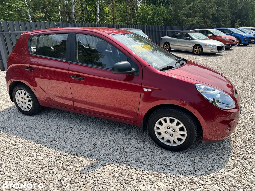 Hyundai i20 1.2 Classic + - 6