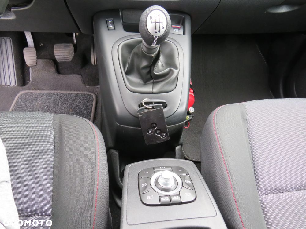 Renault Scenic 1.5 dCi Confort Expression - 23