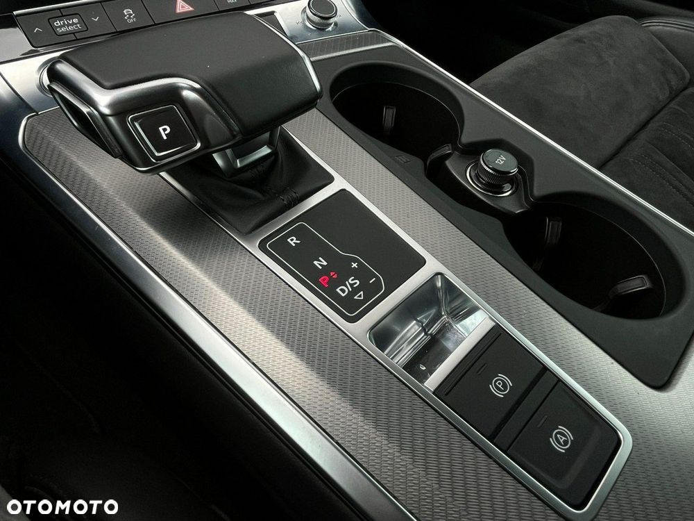 Audi A6 Avant 40 TDI quattro S tronic sport - 25