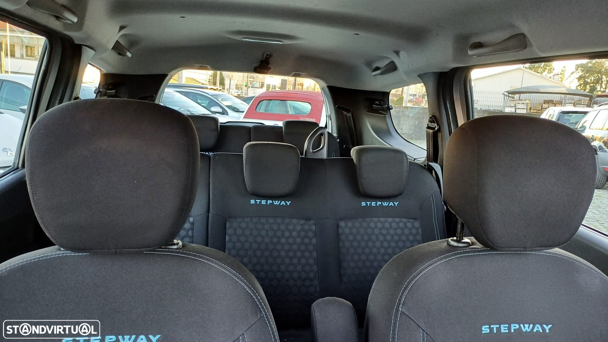 Dacia Lodgy 1.5 dCi Stepway 7L - 21