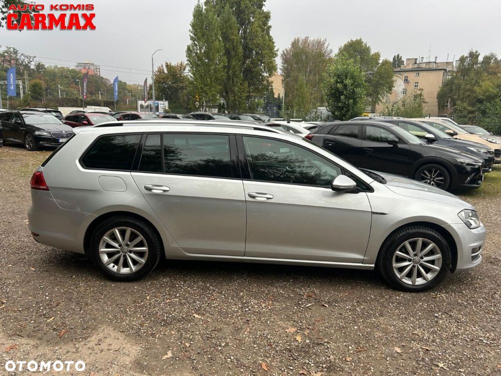 Volkswagen Golf - 10