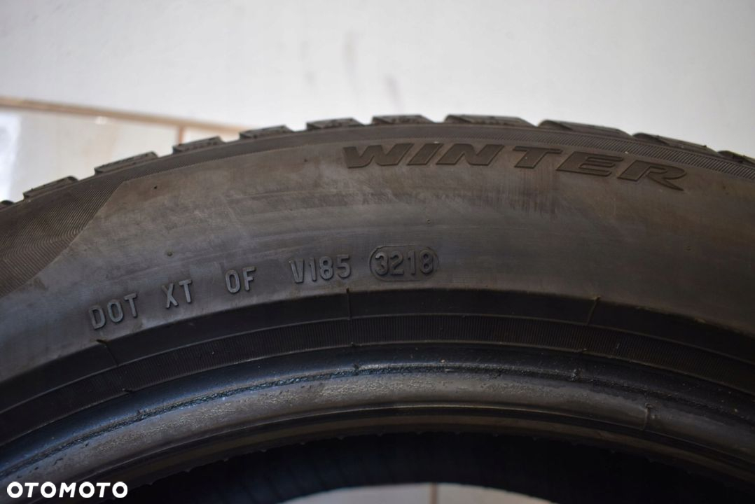 R19 245/50 105V Pirelli Sottozero 3 RSC - 5