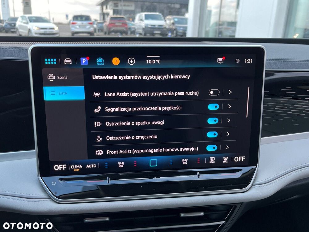 Volkswagen Passat - 13