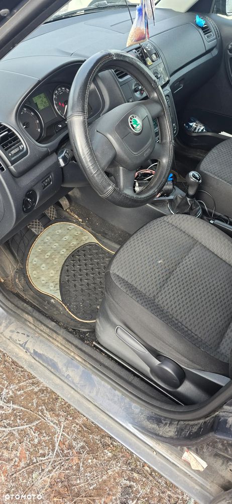 Skoda Fabia 1.2 HTP - 12