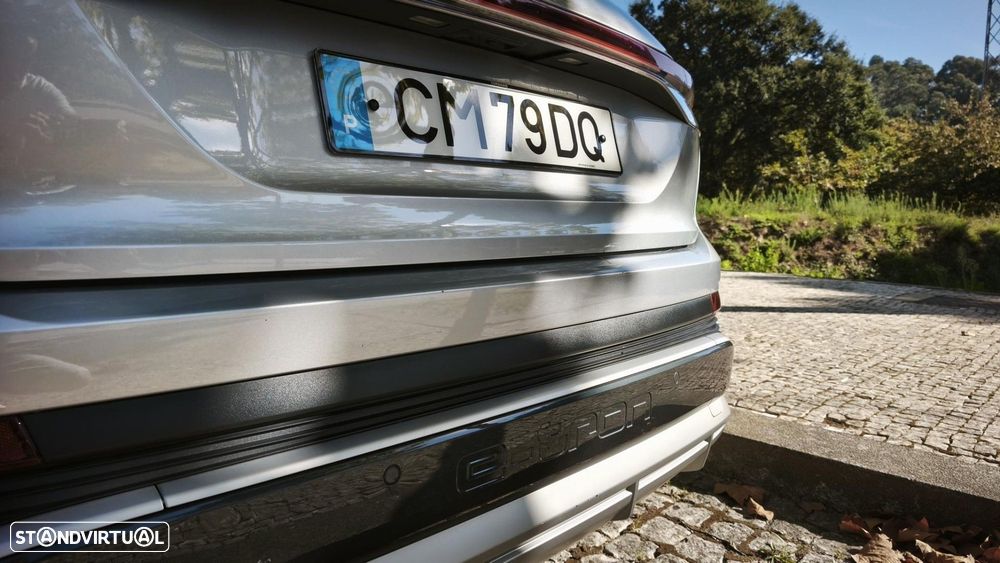 Audi Q4 e-tron - 8