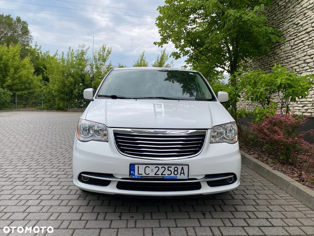 Chrysler Town & Country 3.6 Touring - 13