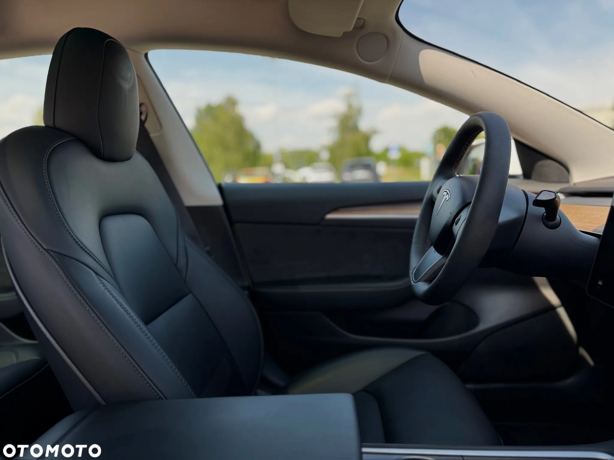 Tesla Model 3 - 14