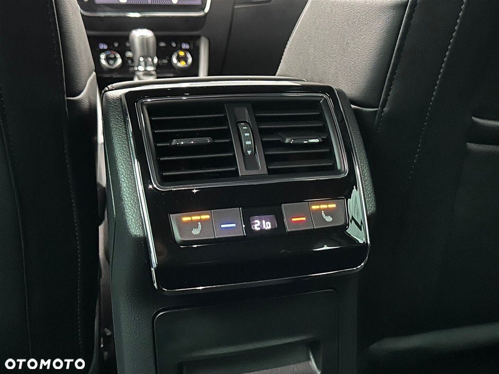 Skoda Superb 2.0 TSI 4x4 L&K DSG - 34