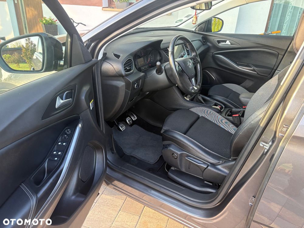 Opel Grandland X 1.2 T GPF Elegance Business Pack S&S - 32
