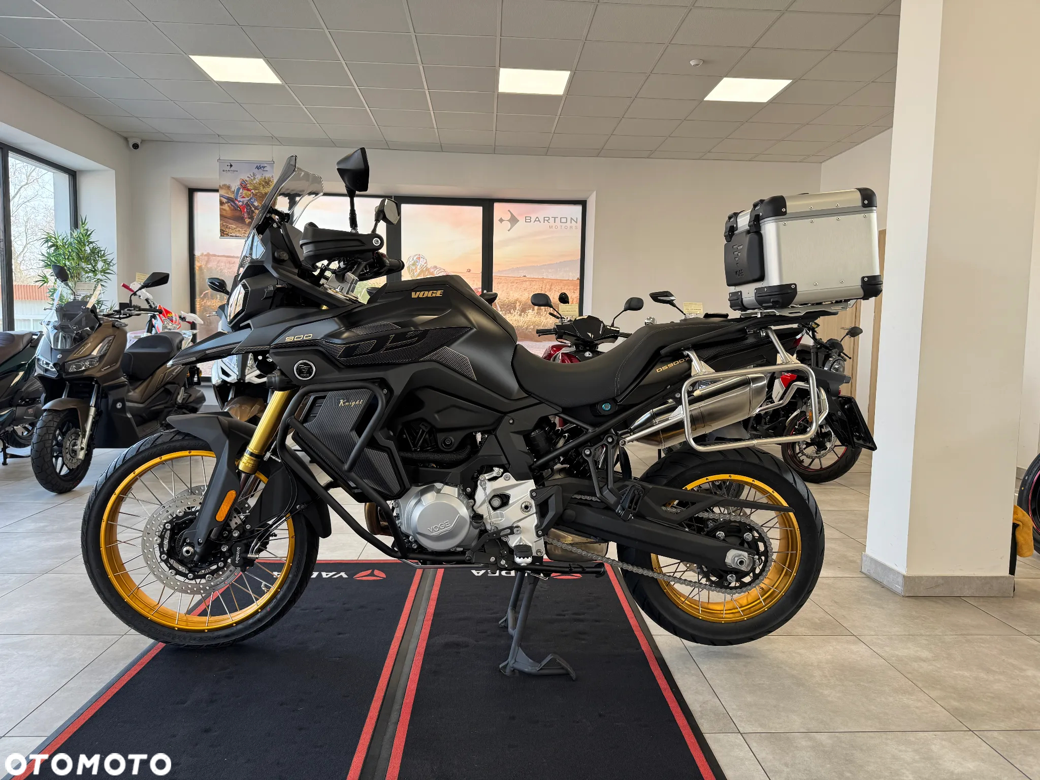 VOGE 900DSX - 3