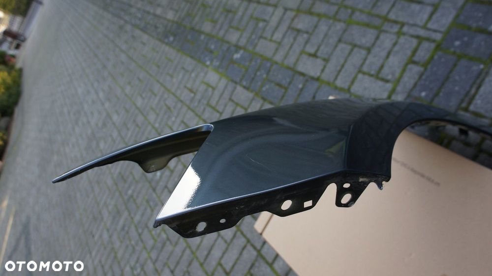 PRZEDNI LEWY BLOTNIK AUDI Q5 8R0 - 5