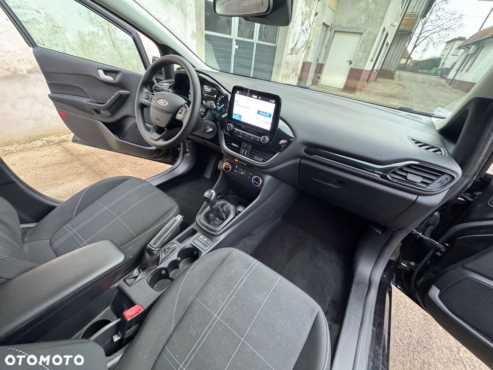 Ford Fiesta - 8