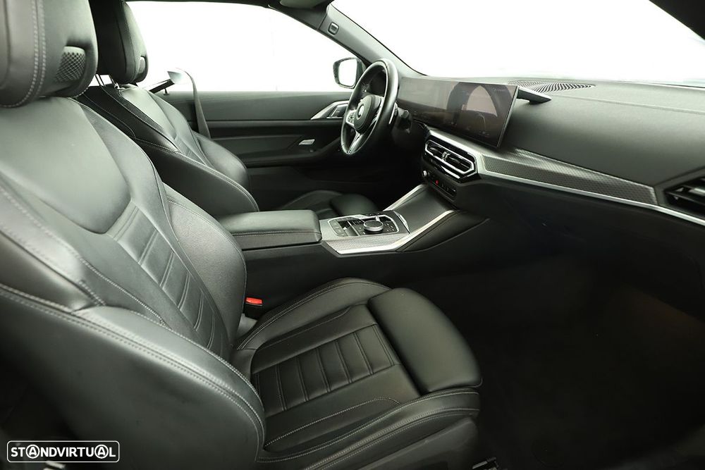 BMW 420 i Pack Desportivo M Auto - 25