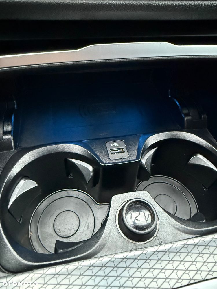 BMW Seria 3 320d xDrive Sport Line - 23