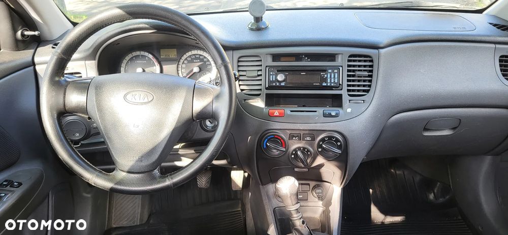 Kia Rio 1.4 / City - 7