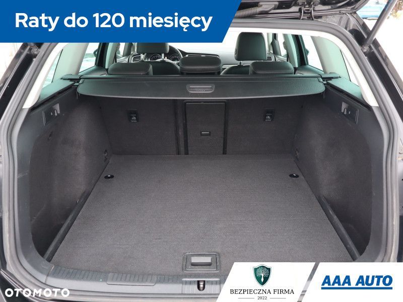 Volkswagen Golf - 15