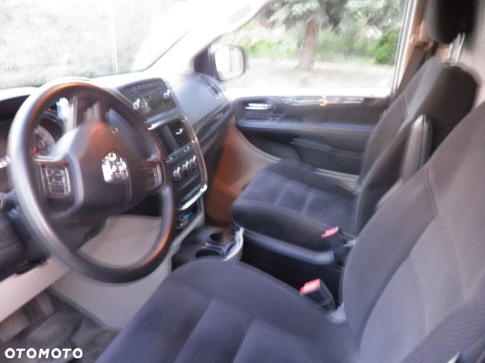 Dodge Grand Caravan 3.6 Express - 9