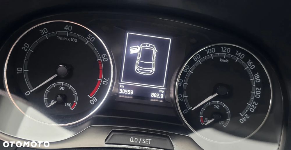 Skoda Fabia 1.0 TSI Ambition - 2