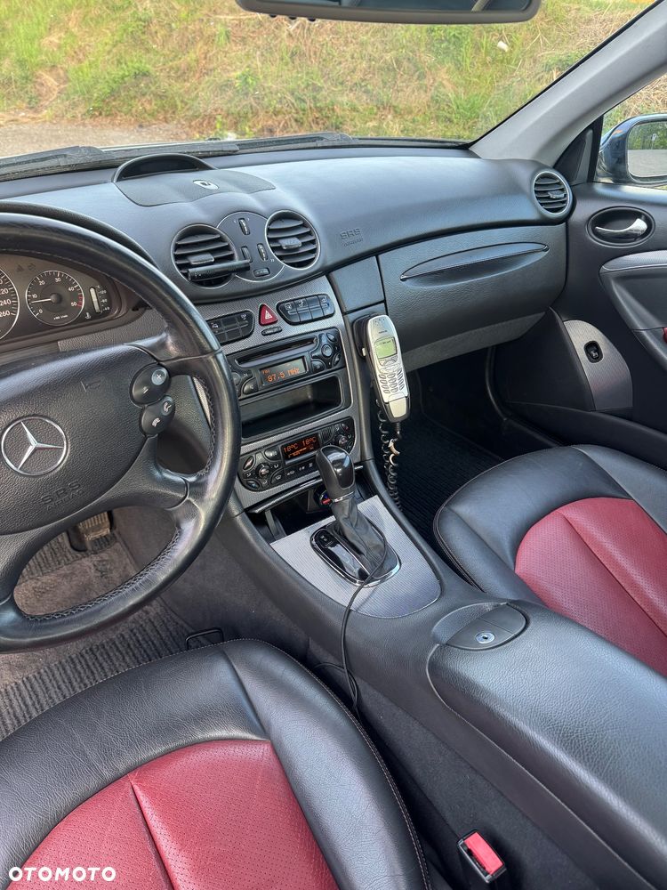 Mercedes-Benz CLK - 10