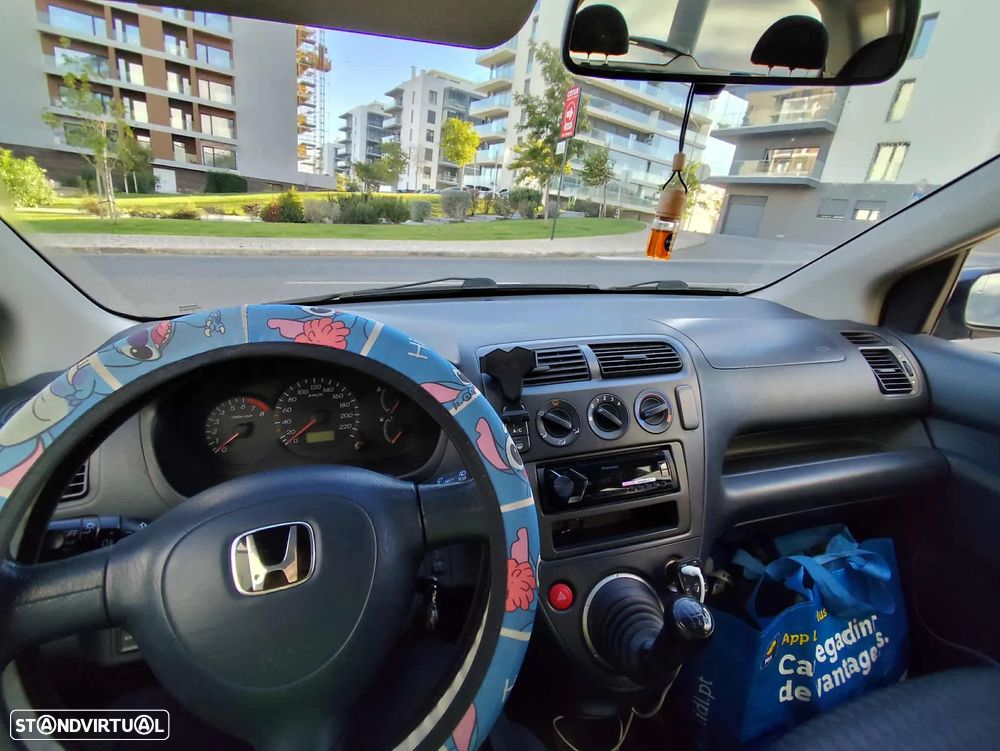 Honda Civic 1.4 LS - 4