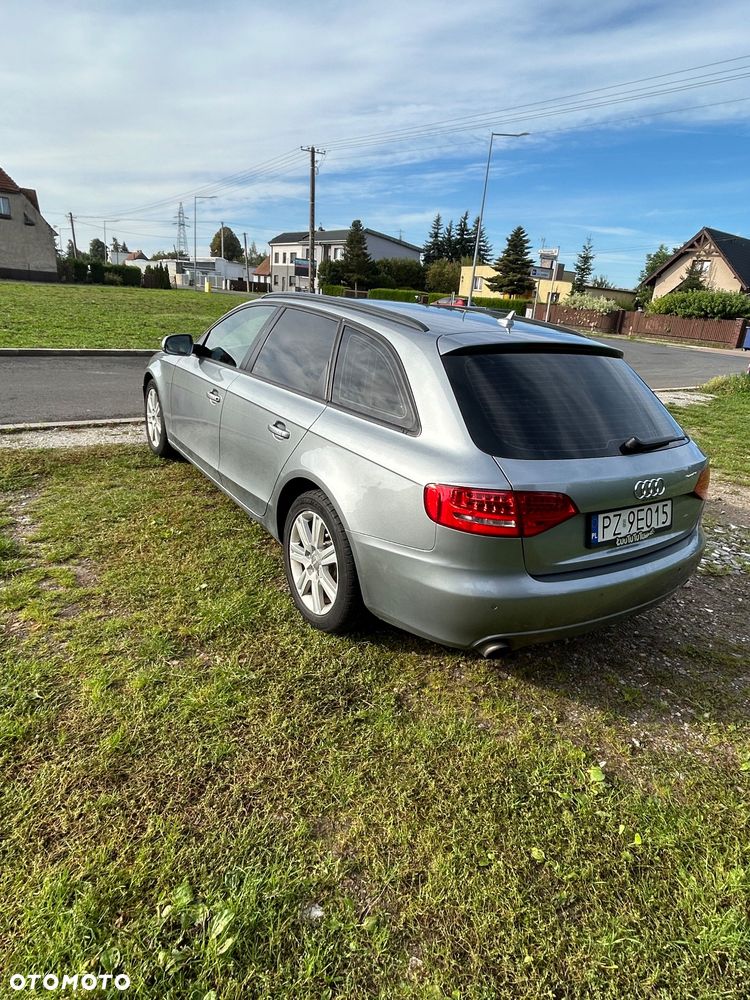 Audi A4 Avant - 9