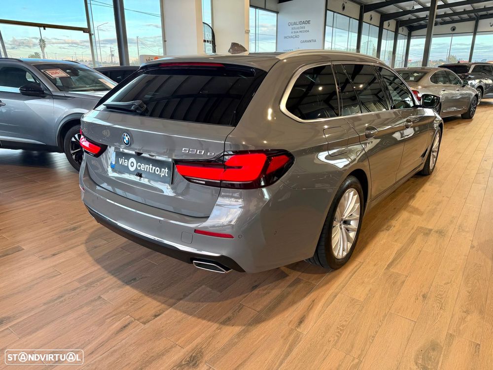 BMW 530 e Line Luxury — fotografia 4