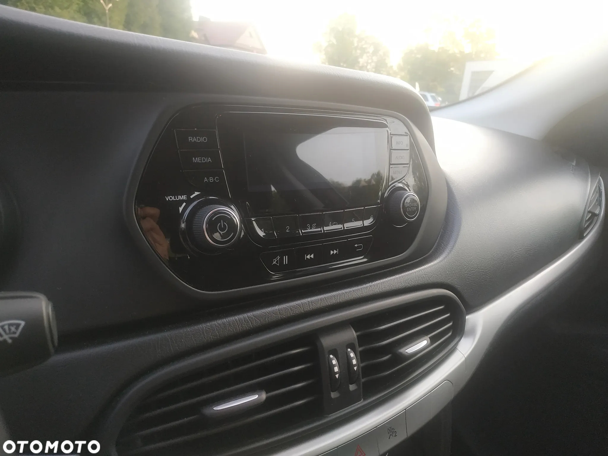Fiat Tipo 1.4 16v Pop - 12