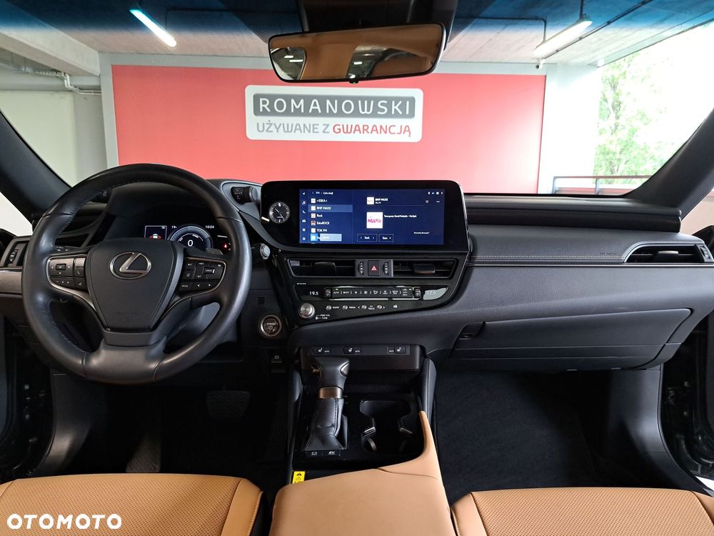 Lexus ES 300h Business Edition - 20