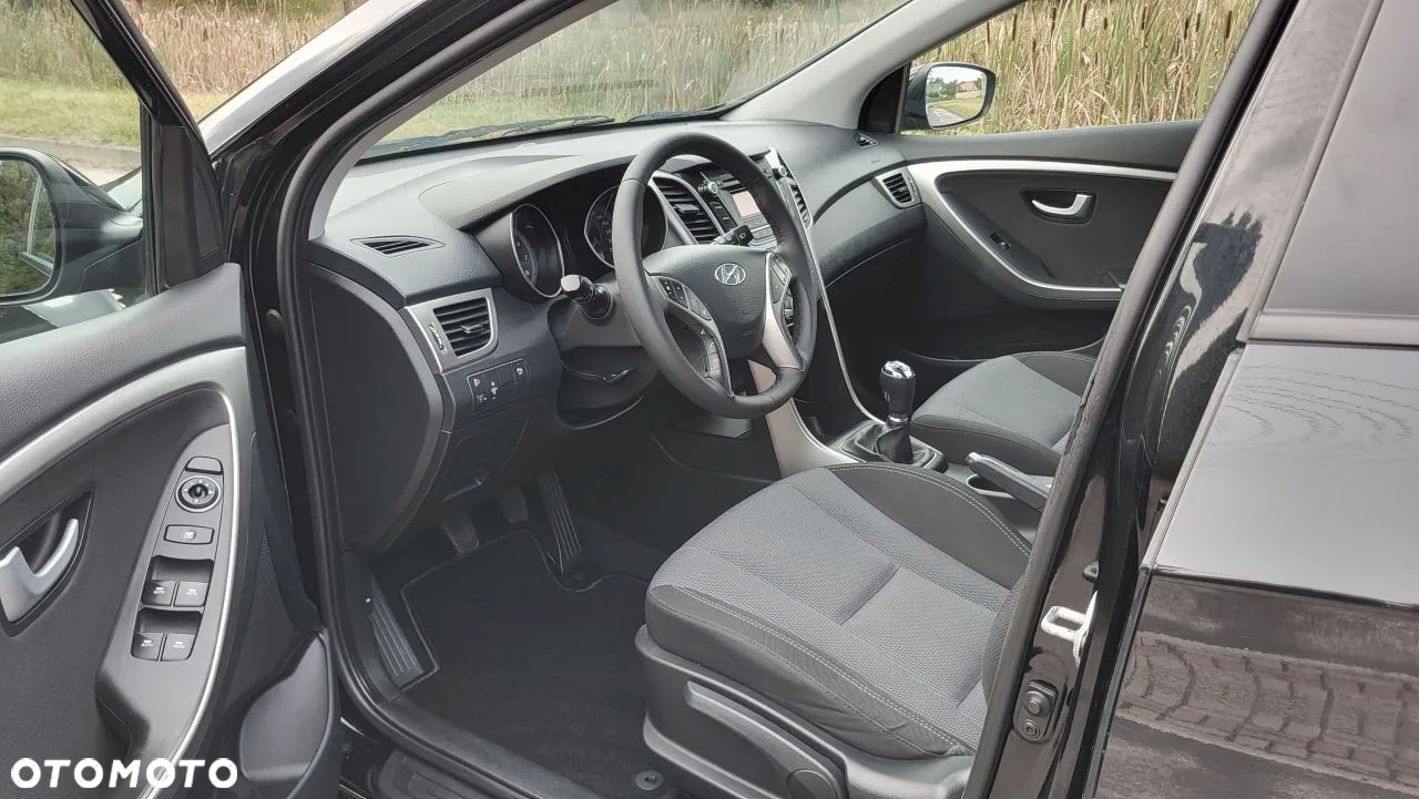 Hyundai i30 1.4 Intro Edition - 18