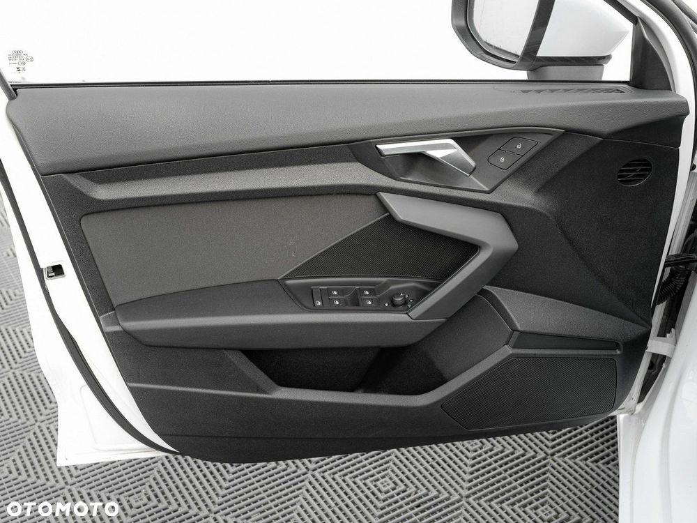 Audi A3 Sportback - 12