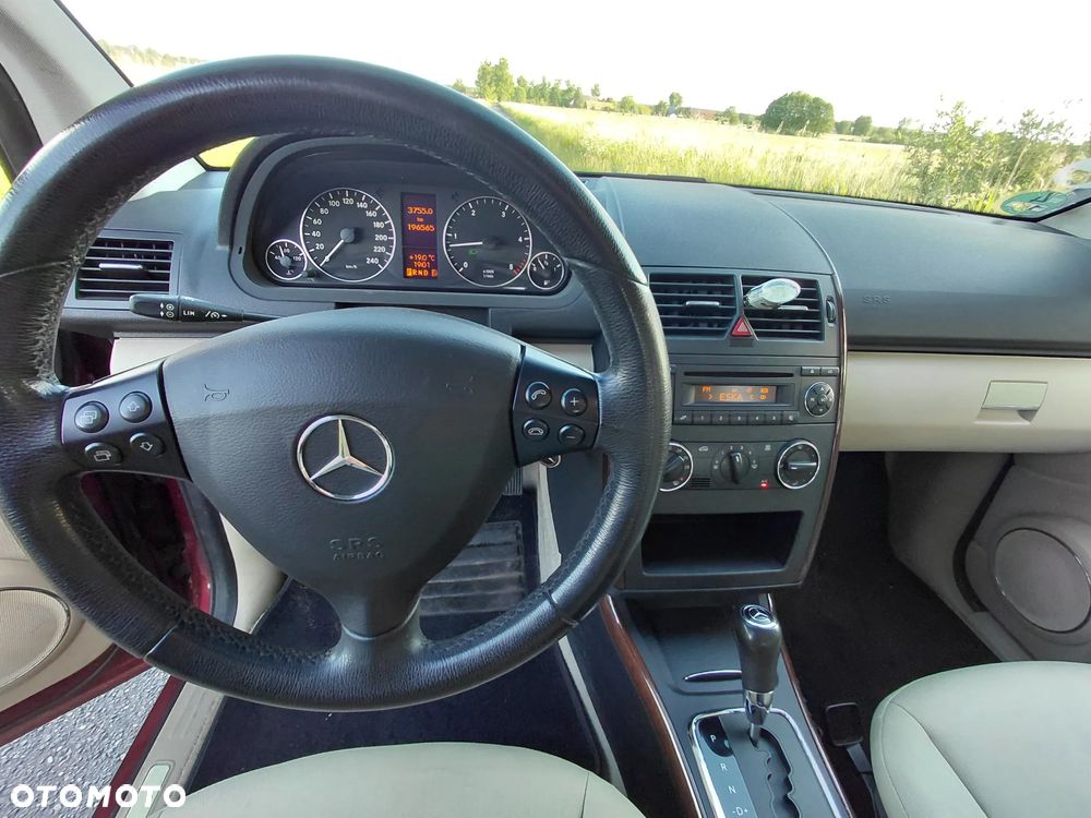 Mercedes-Benz Klasa A 180 CDI Autotronic Avantgarde - 24