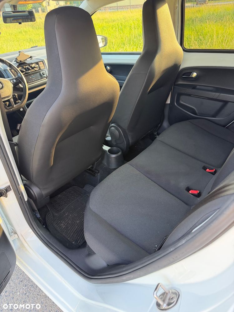Volkswagen up! - 11