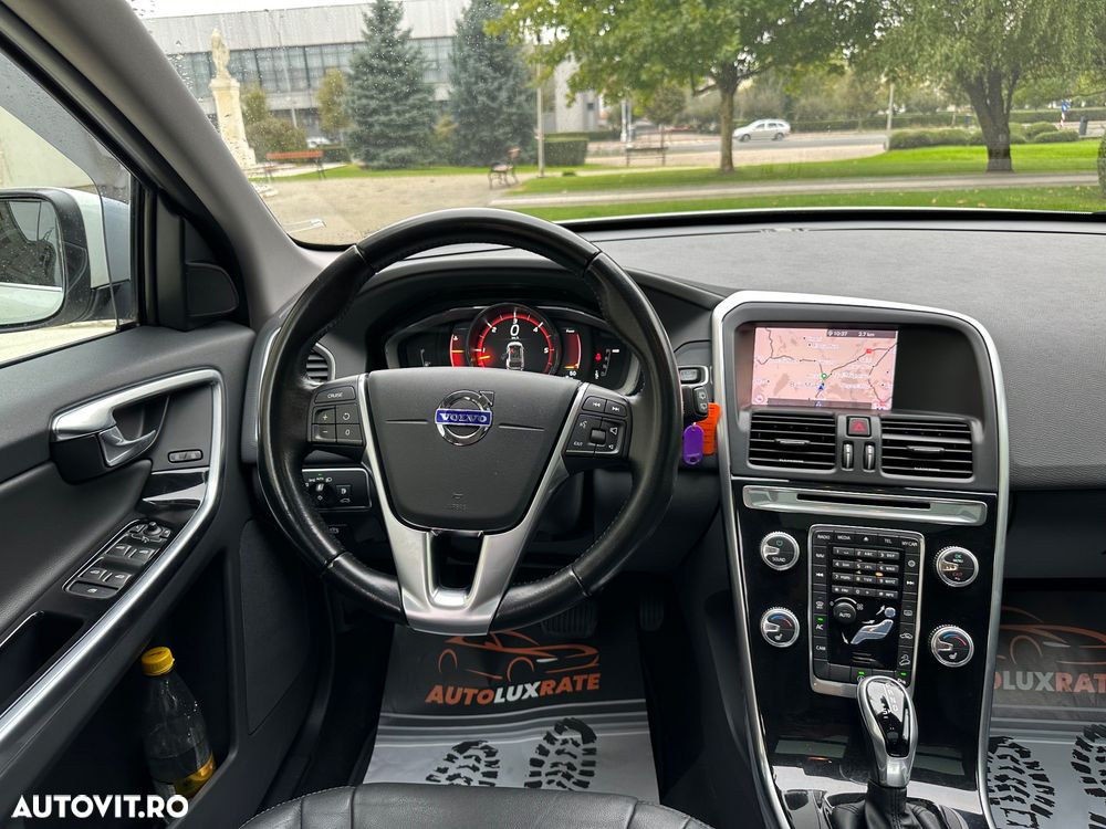 Volvo XC 60 - 33