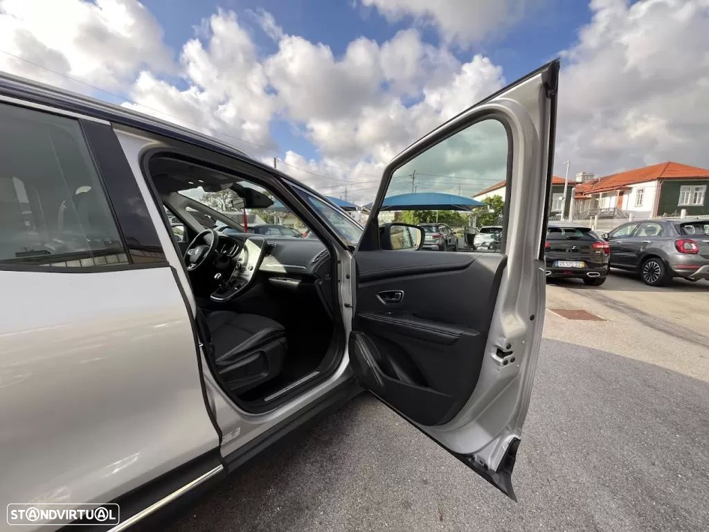 Renault Grand Scénic 1.5 dCi Intens Hybrid Assist SS - 27