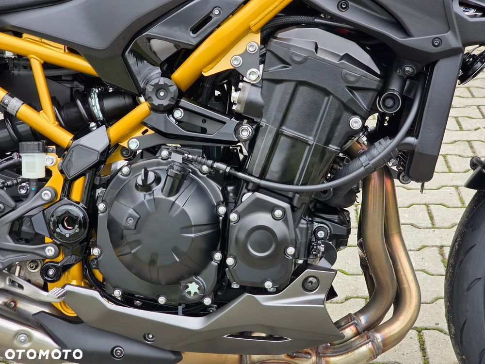 Kawasaki Z 900 - 10