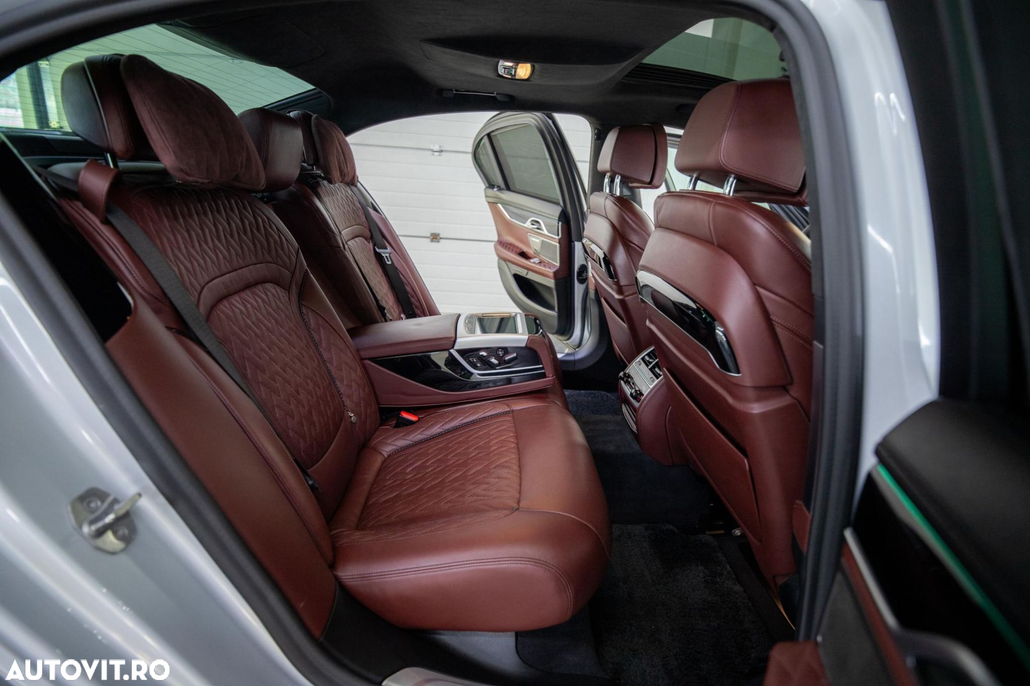 BMW Seria 7 - 16