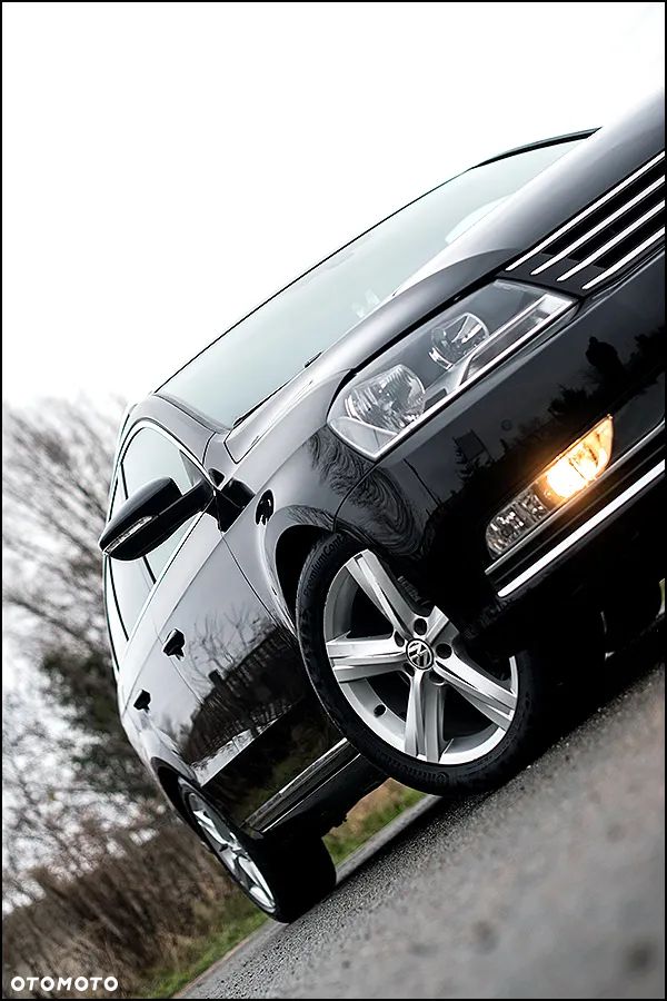 Volkswagen Passat - 15