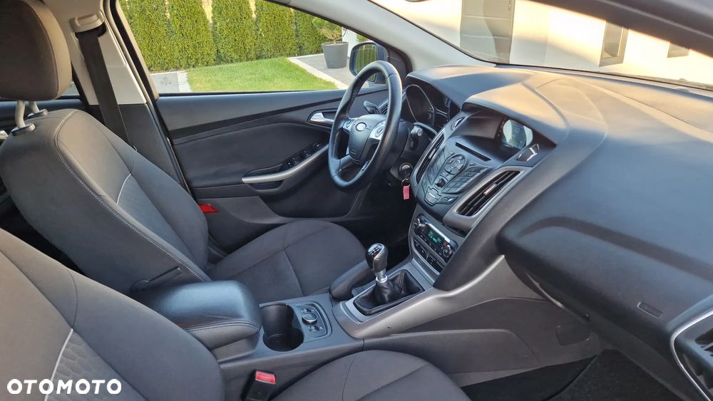 Ford Focus 1.6 TDCi DPF Titanium - 13