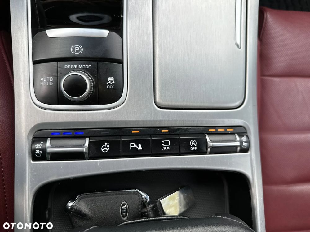 Kia Stinger 2.0 T-GDI GT Line - 22