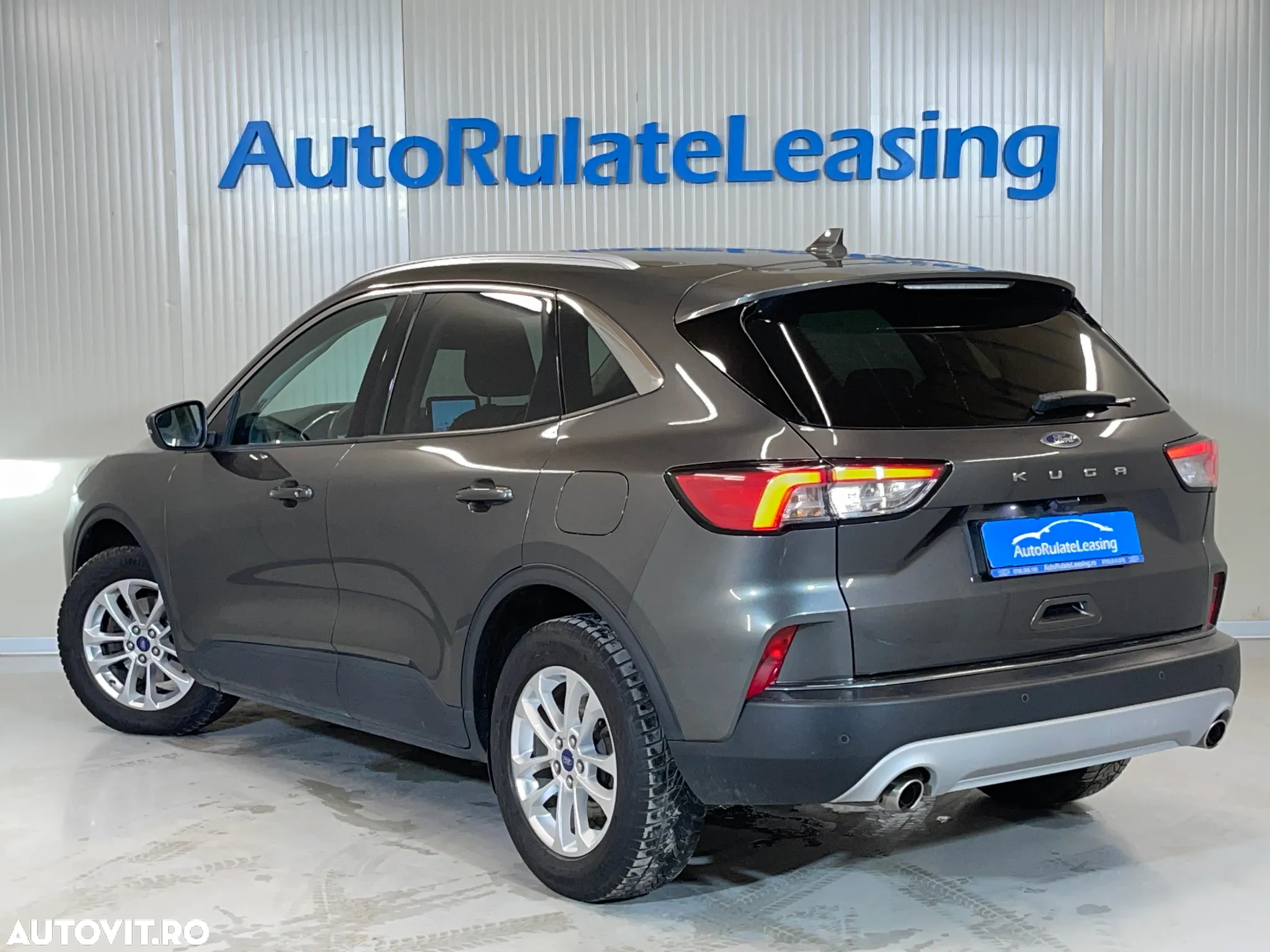 Ford Kuga 1.5 EcoBlue Aut. TITANIUM - 3