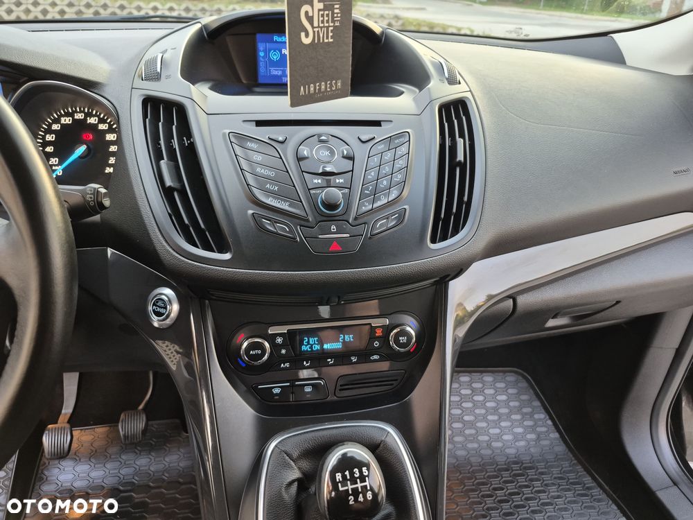 Ford Kuga - 19