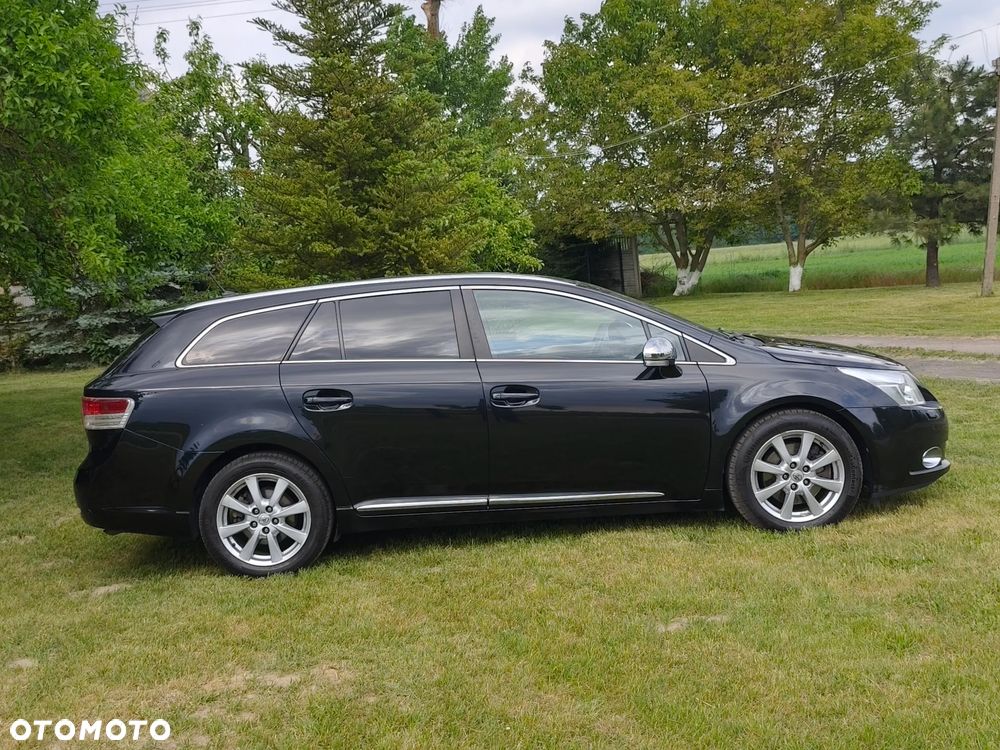 Toyota Avensis 2.2 D-4D Sol - 39