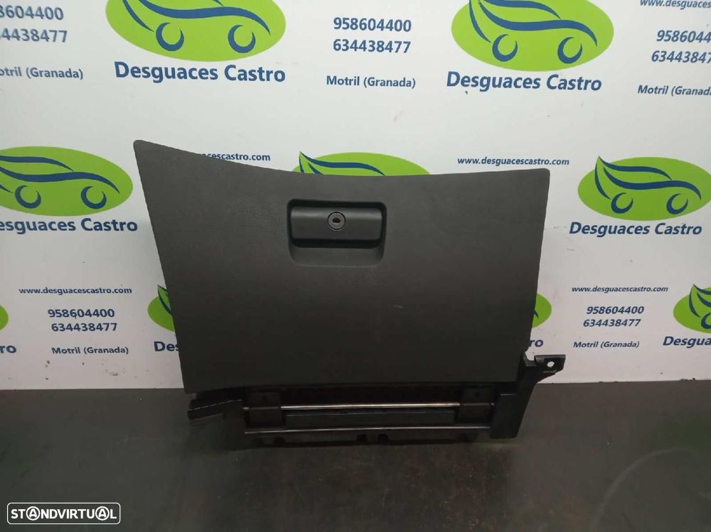 PORTA LUVAS BMW SERIE 3 BERLINA E46 - 1