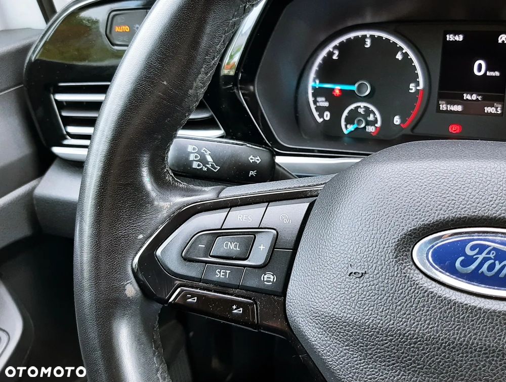 Ford Tourneo Connect 2.0 EcoBlue Titanium - 32