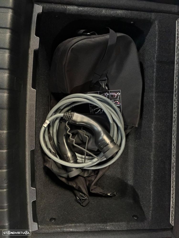 BMW i4 eDrive40 Pack Desportivo M - 34