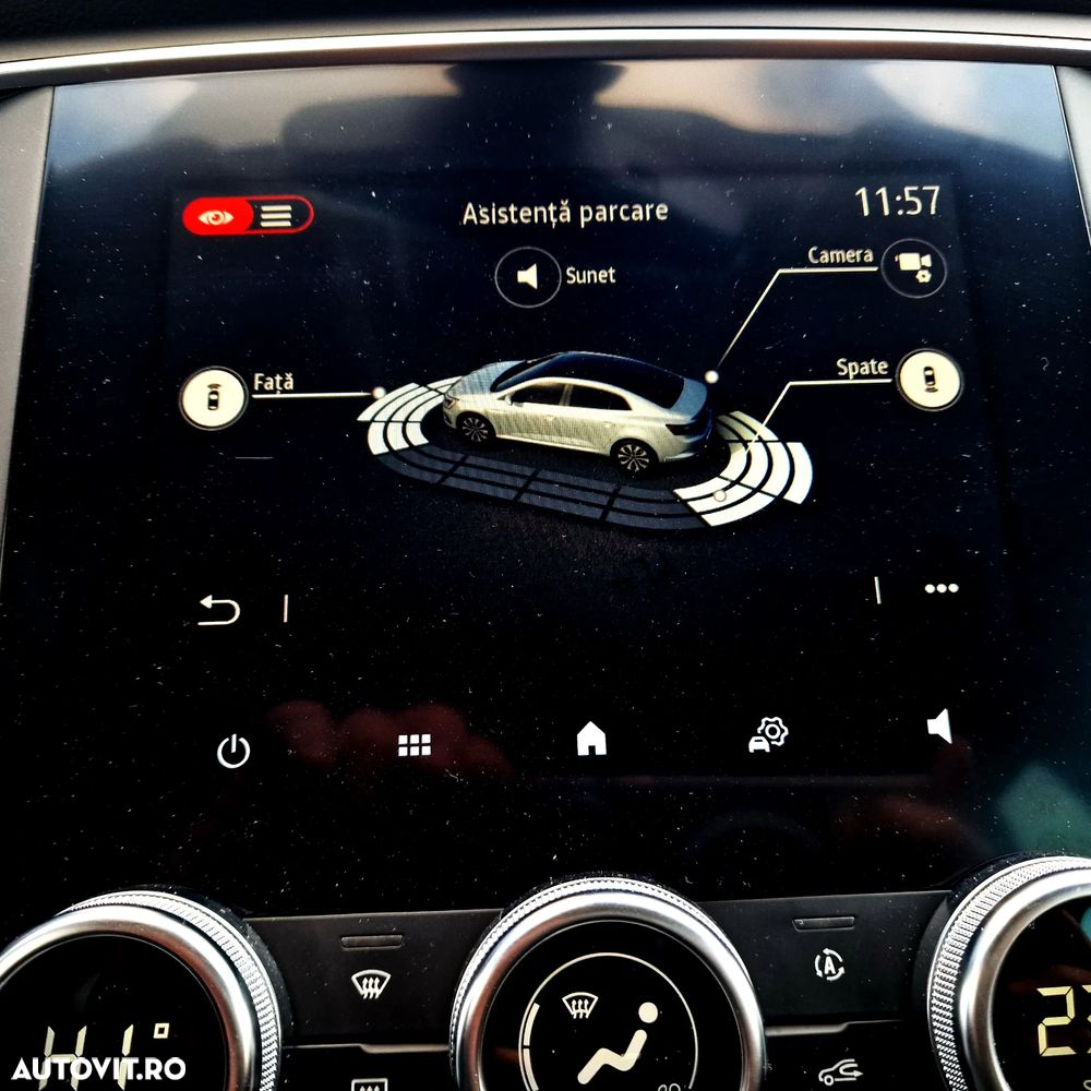 Renault Megane TCe 140 EDC GPF Techno - 29