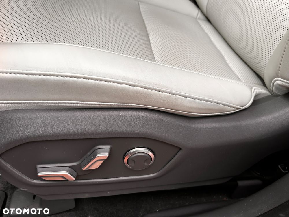 Hyundai Santa Fe - 9