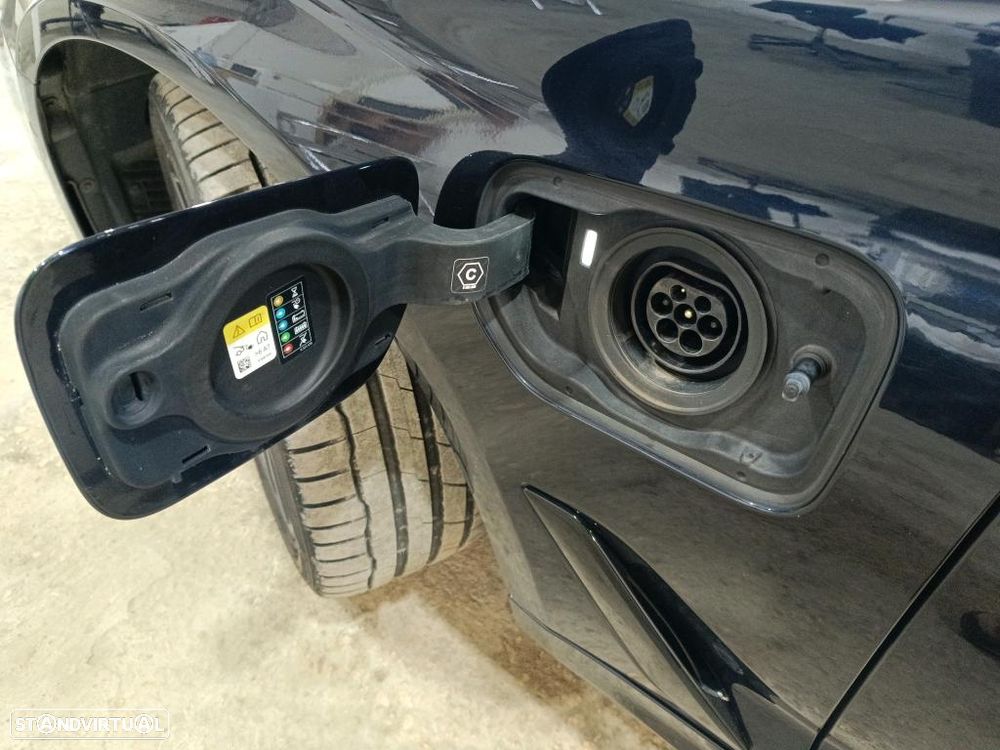 BMW 520 e Pack M - 10