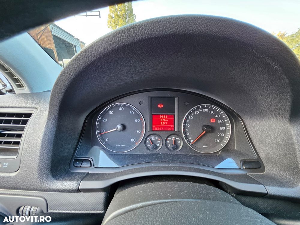 Volkswagen Golf 1.4 - 10