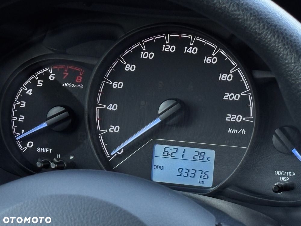 Toyota Yaris 1.5 Premium - 16